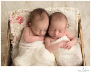quilt newborn girl twins hugging