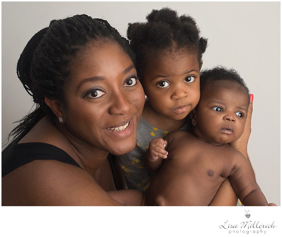 Привела маме негра. Негромамочки. Афроамериканцы мам. Картина темнокожая мать. Фото мамы Неграй.